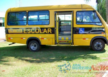 Aral Moreira recebe mais um ônibus para o transporte escolar